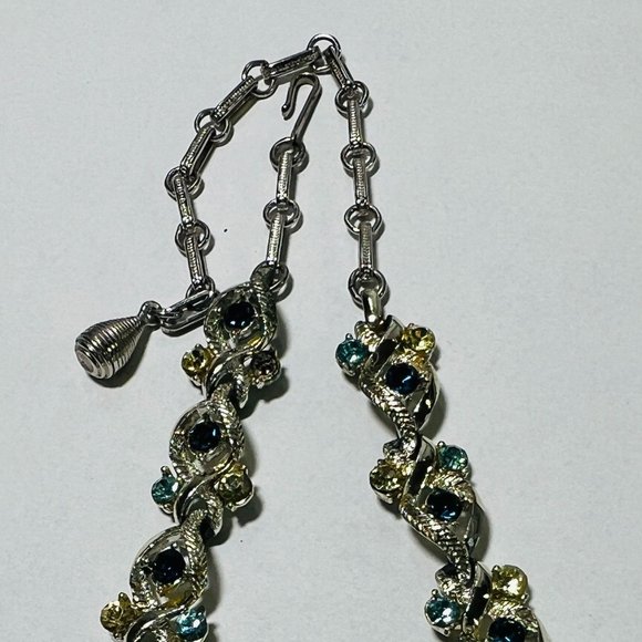 Vtg Coro Eyes Silver-Tone Necklace With Two-Tone Blue & Yellow Rhinestones READ - Picture 6 of 7